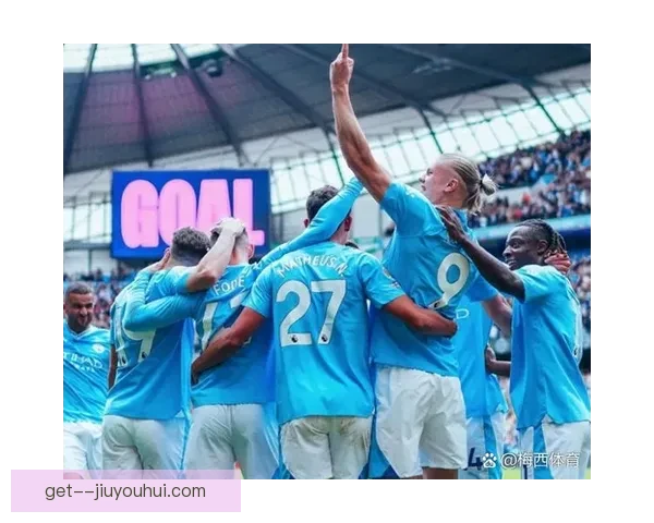 曼城3-1胜西汉姆联锁定英超冠军 完美收官捧起队史第五座奖杯