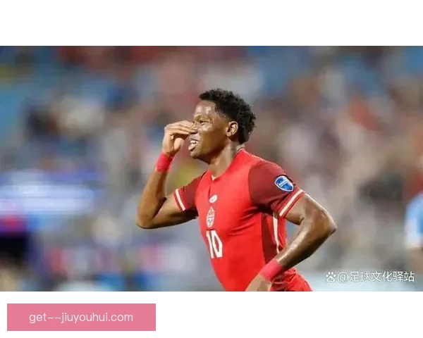 亚历克西娅·普特利亚斯重伤复出后与巴萨女足续约至2026年